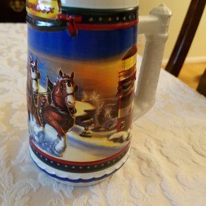 Anheuser Busch Budweiser 2002 Holiday Beer Stein